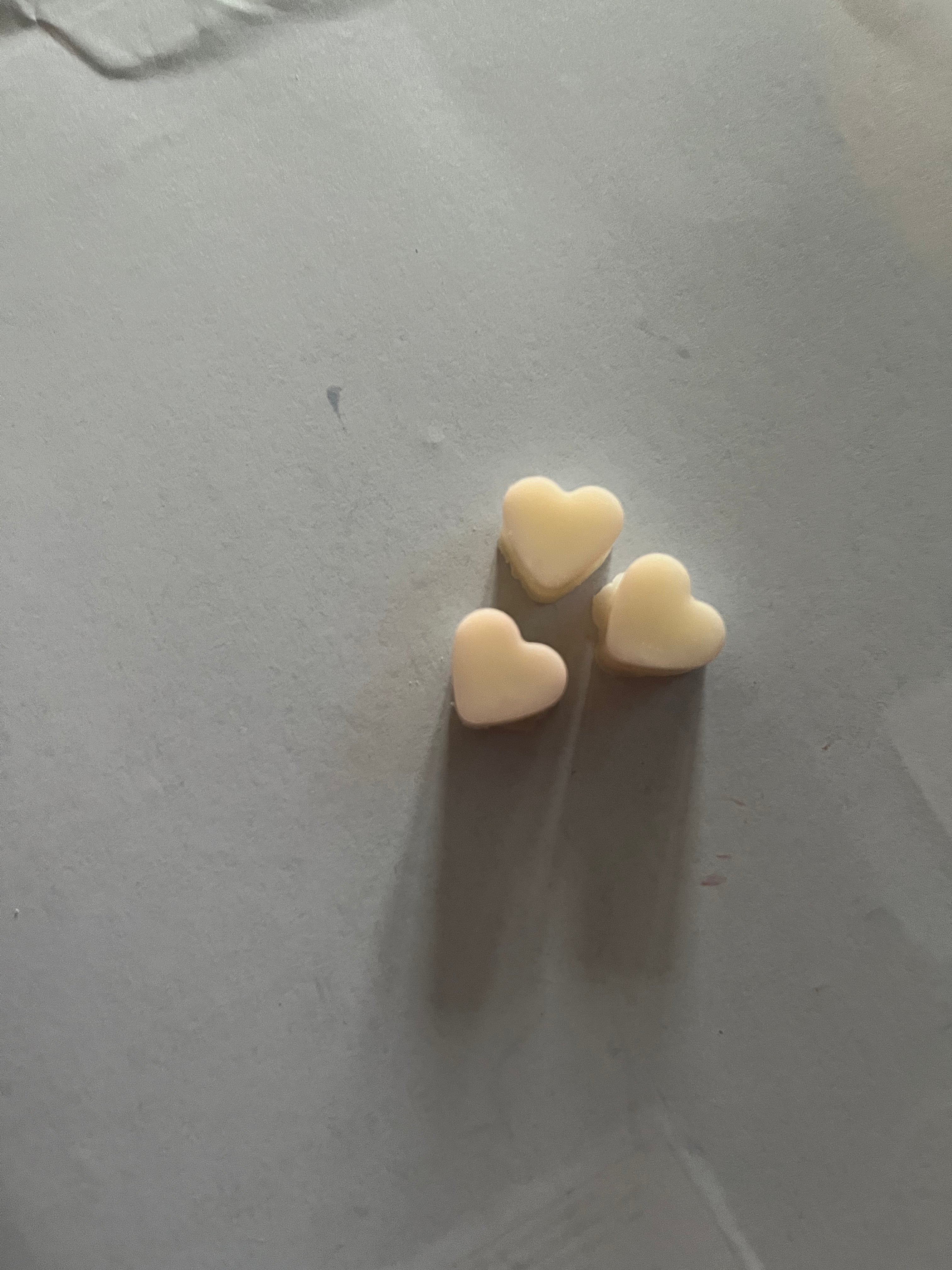 Mini heart wax melts 💕